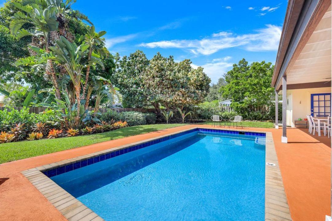 Naples Lastrada - Private Pool, 12 Mins To Beach ภายนอก รูปภาพ