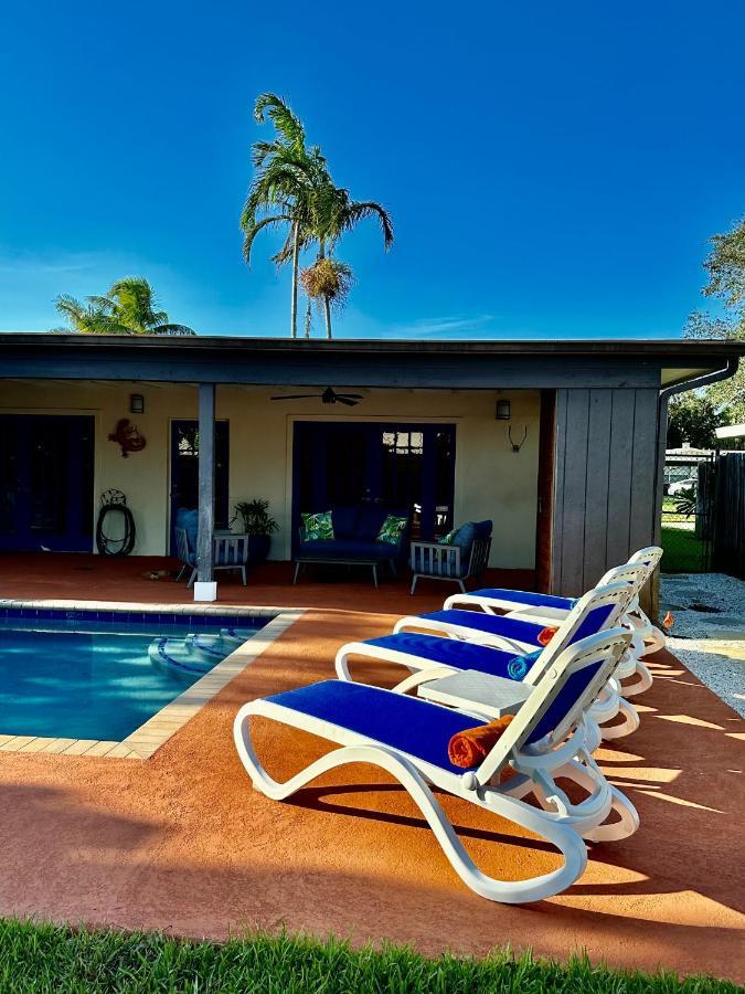 Naples Lastrada - Private Pool, 12 Mins To Beach ภายนอก รูปภาพ